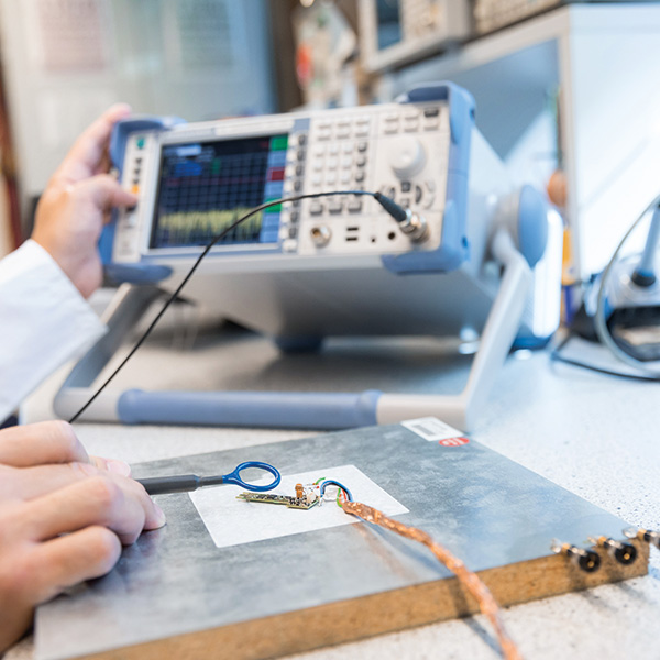 Entwicklung & Validierung | AST International