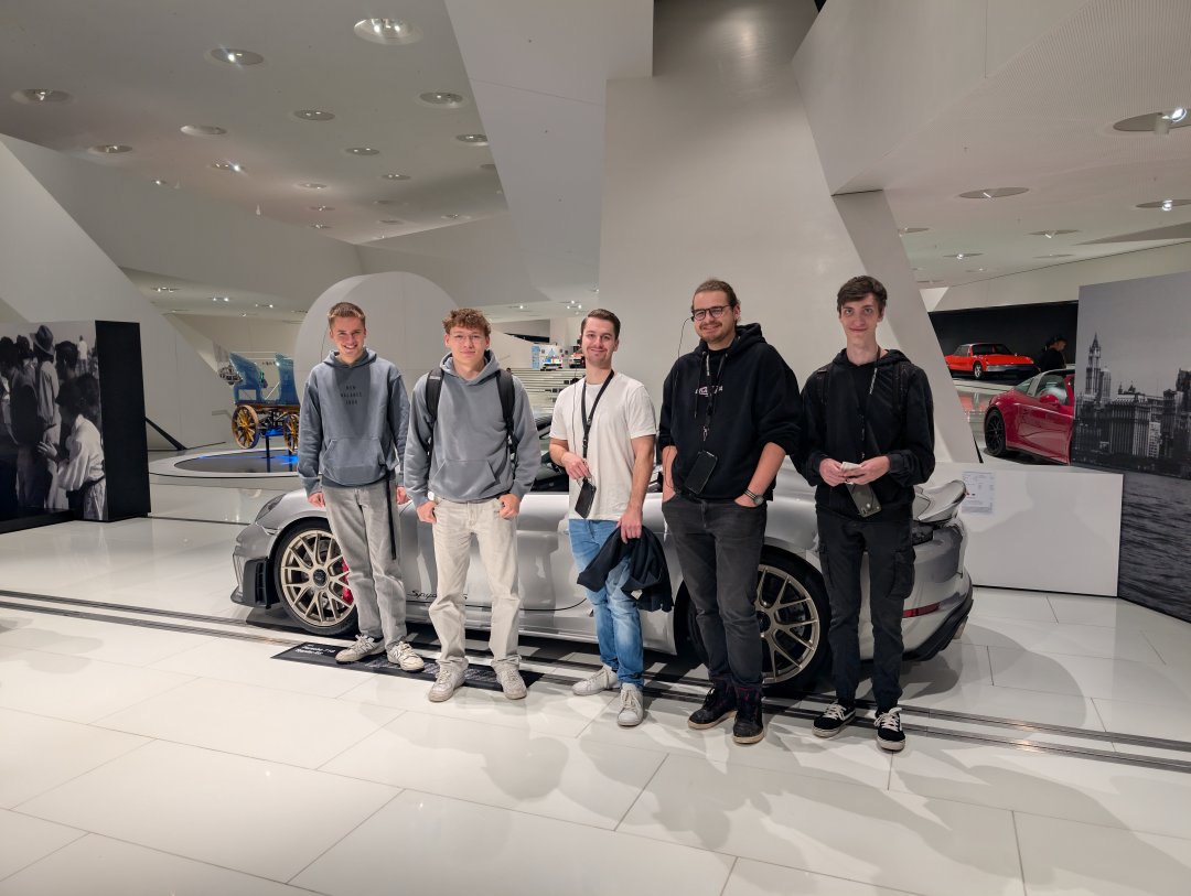 Azubi-Ausflug 2025: Technik, Teamgeist und jede Menge Action!